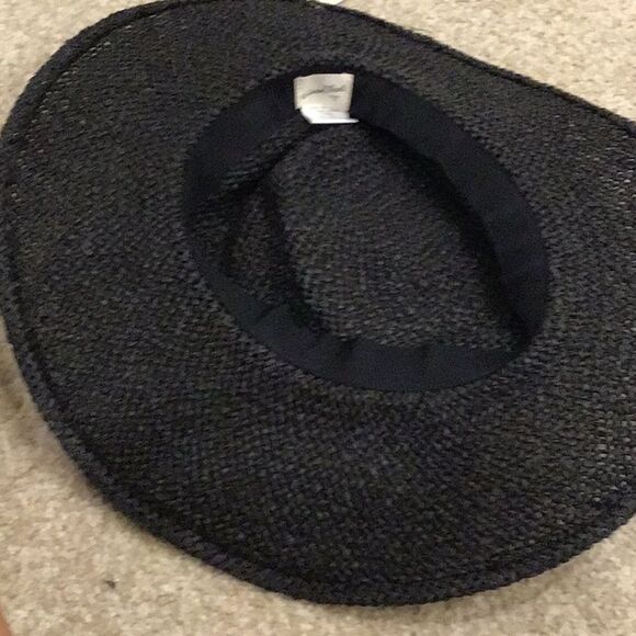 Black floppy sun hat universal thread - Picture 2 of 6